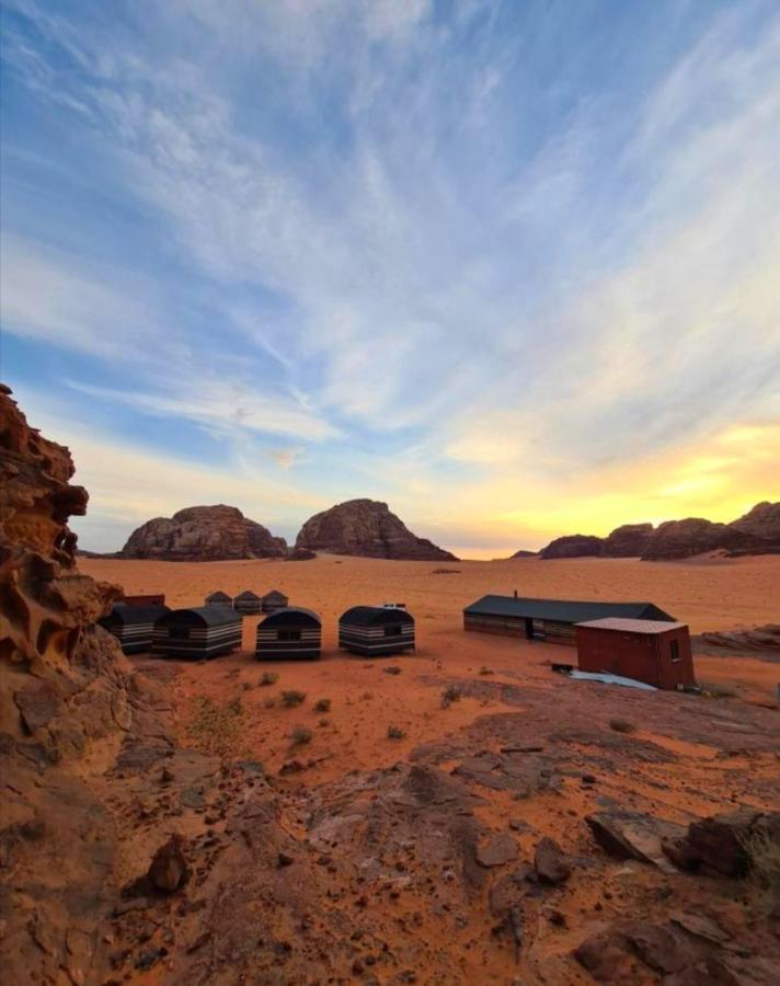 Wadi Rum Local Guide Exteriör bild